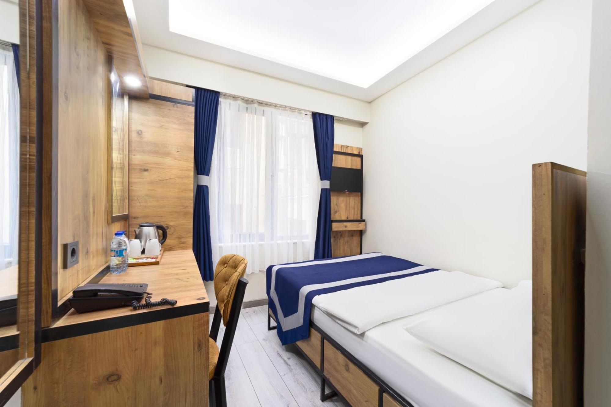 Vizyon - Old Hotel *